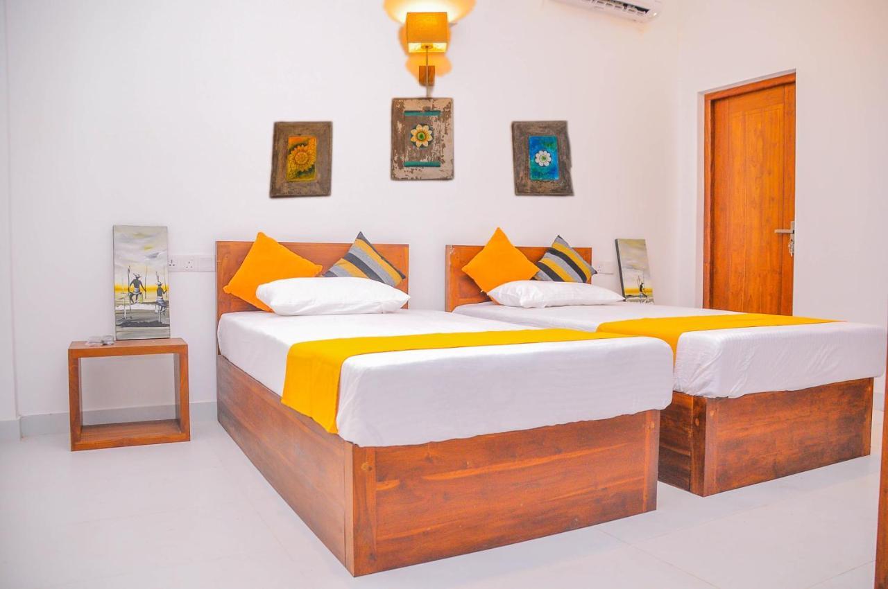 Amuththa Resort Anuradhapura Esterno foto