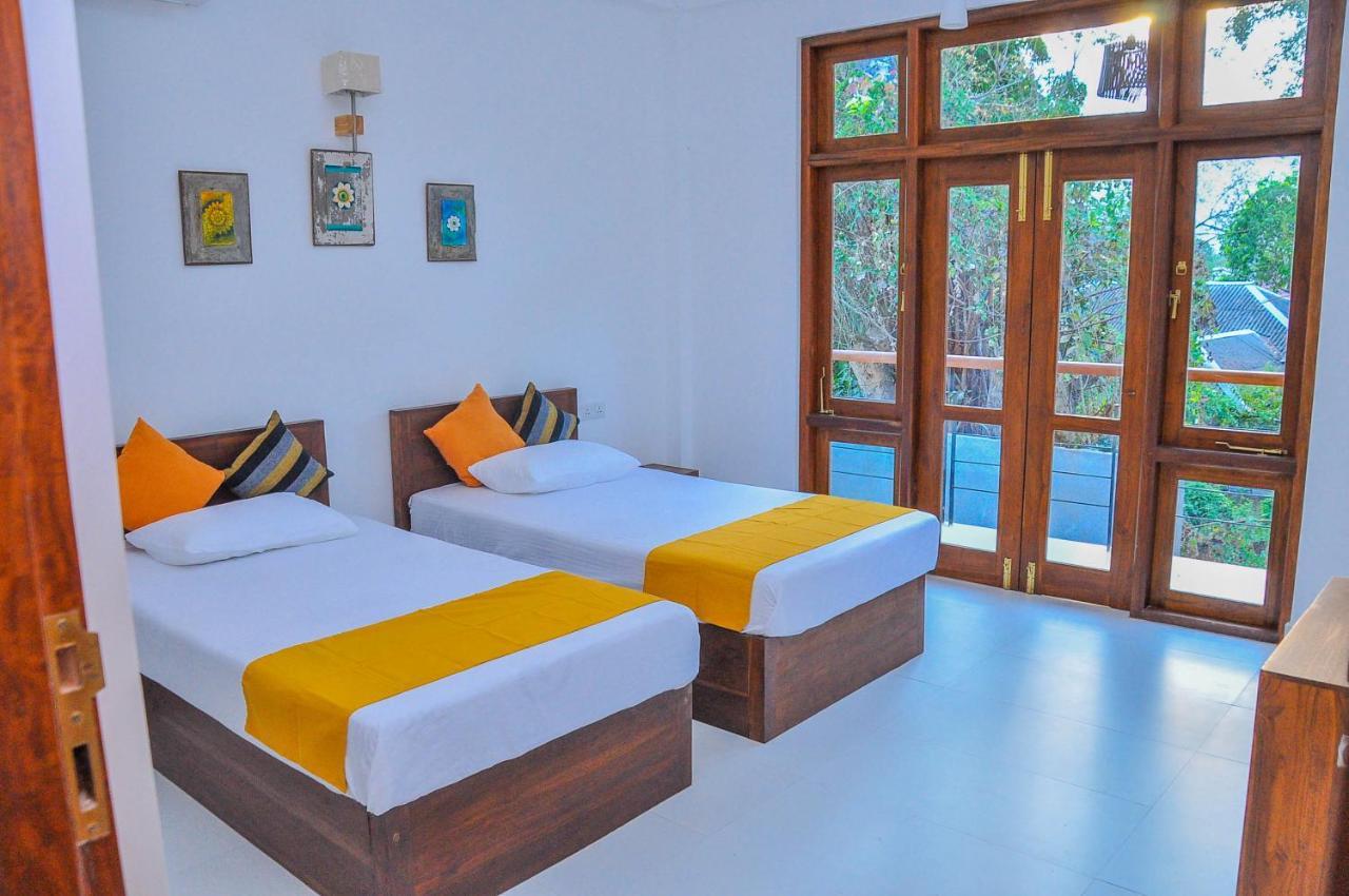 Amuththa Resort Anuradhapura Esterno foto