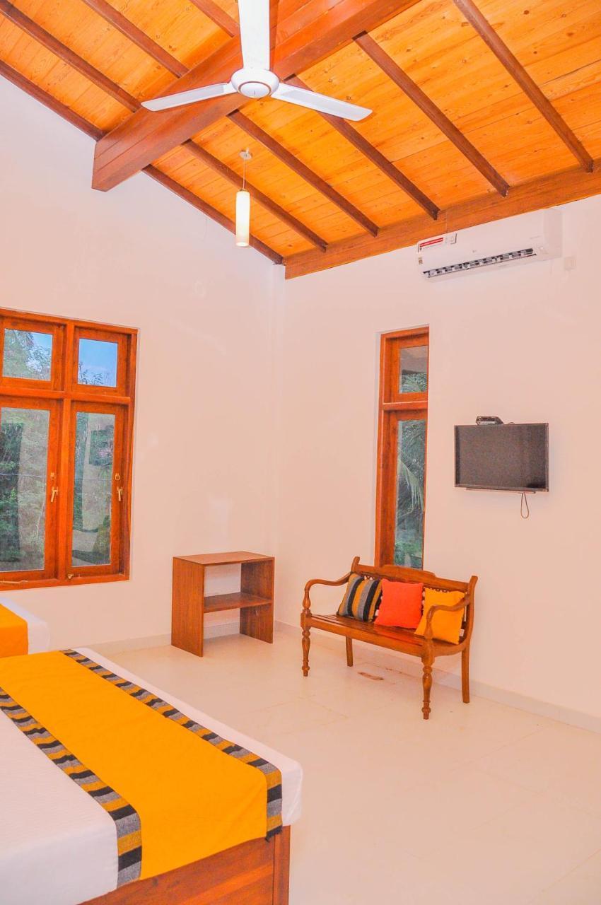 Amuththa Resort Anuradhapura Esterno foto