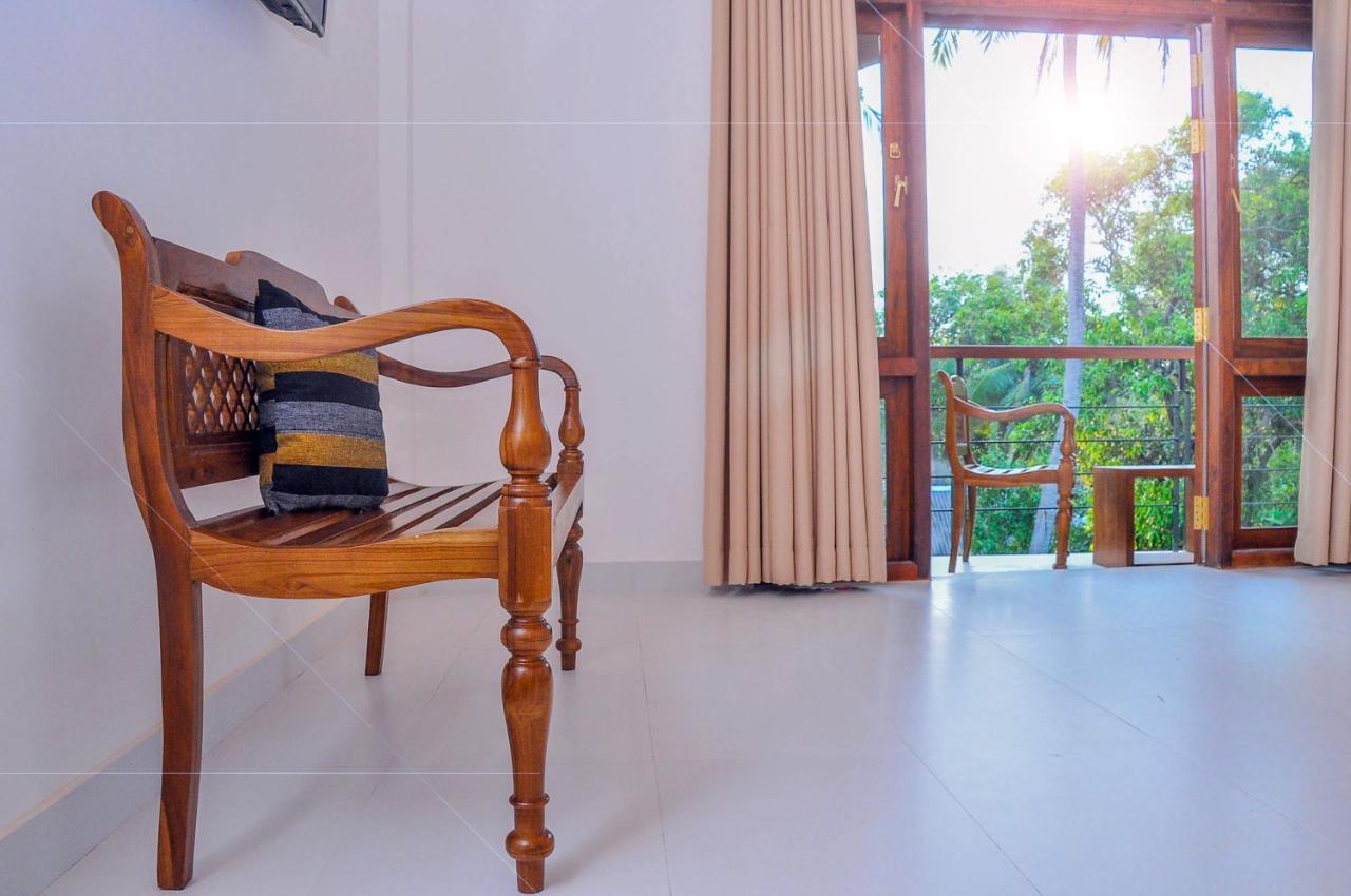 Amuththa Resort Anuradhapura Esterno foto