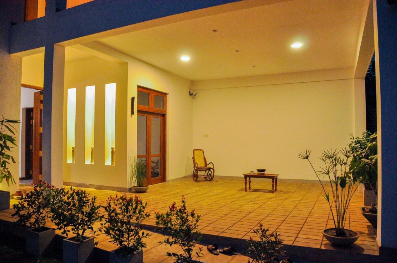 Amuththa Resort Anuradhapura Esterno foto